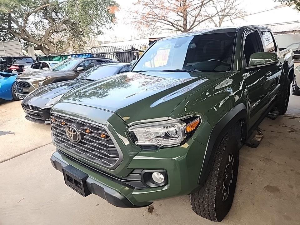 Used 2021 Toyota Tacoma TRD Sport image 2