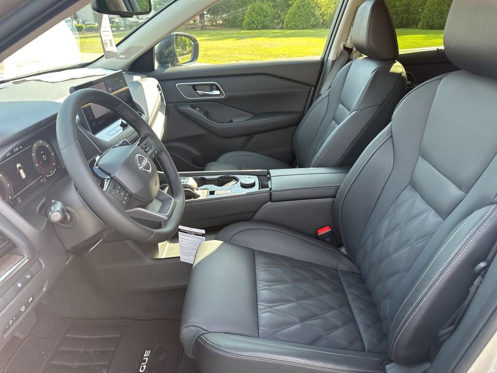 New 2026 Nissan Rogue Platinum AWD/4WD image 10