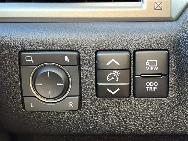 Certified 2021 Lexus GX 460 Luxury w/ Sport Design Package image 35