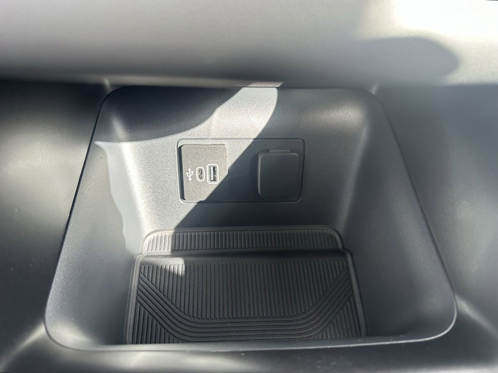 New 2026 Ford Explorer Active image 34