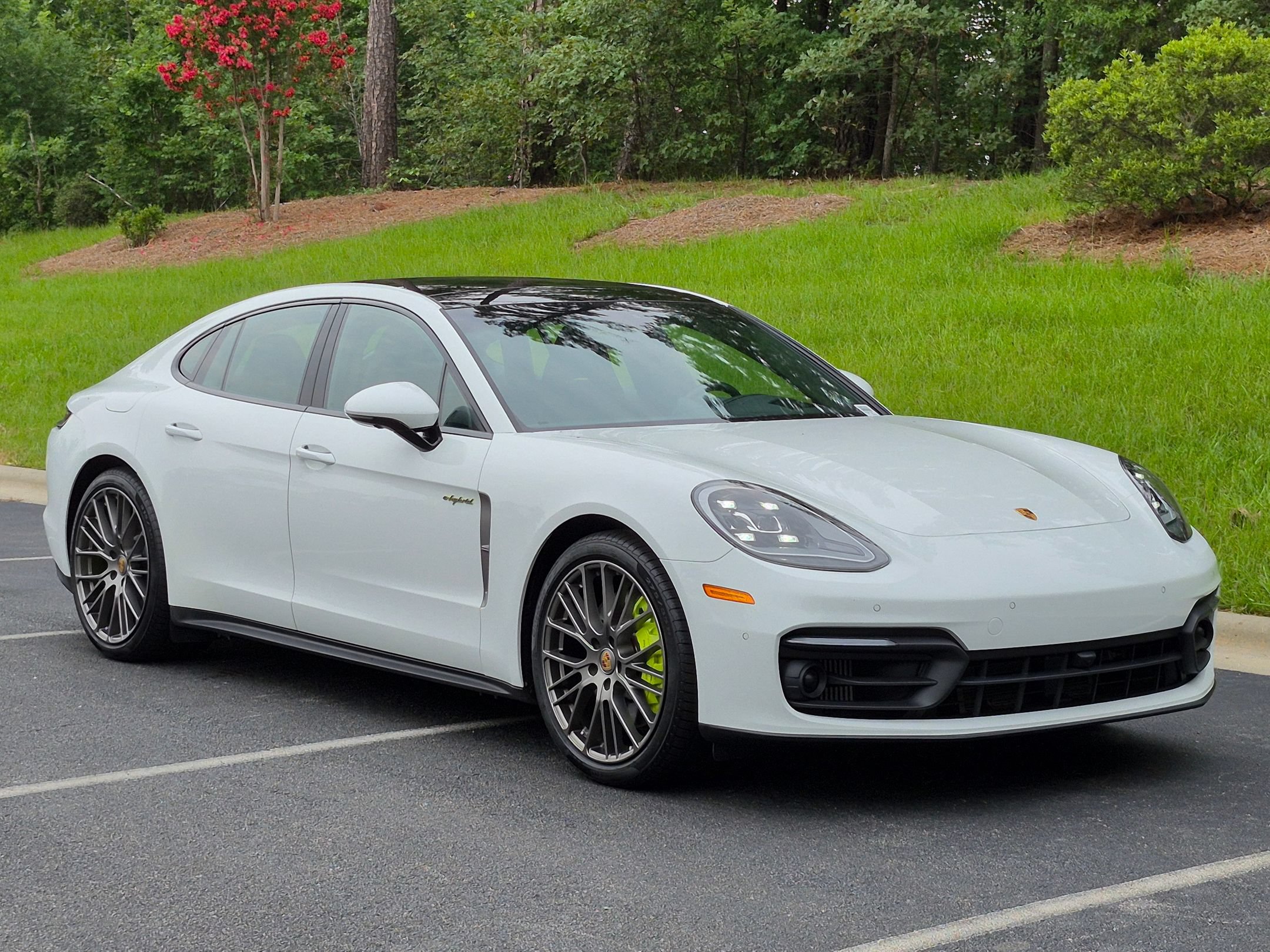Certified 2023 Porsche Panamera 4 Platinum Edition w/ Assistance Package AWD/4WD image 32