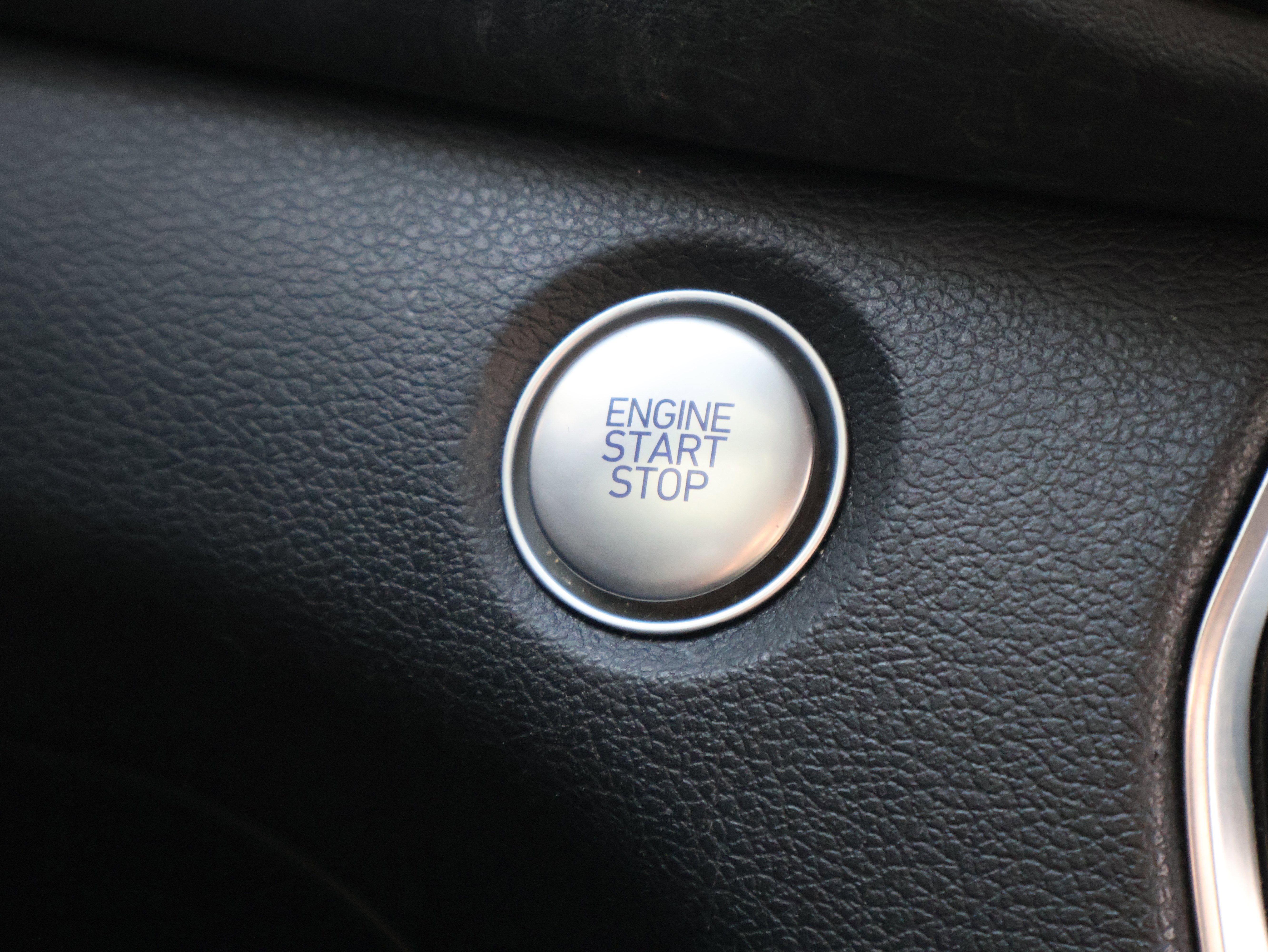 Used 2019 Hyundai Santa Fe Limited image 31