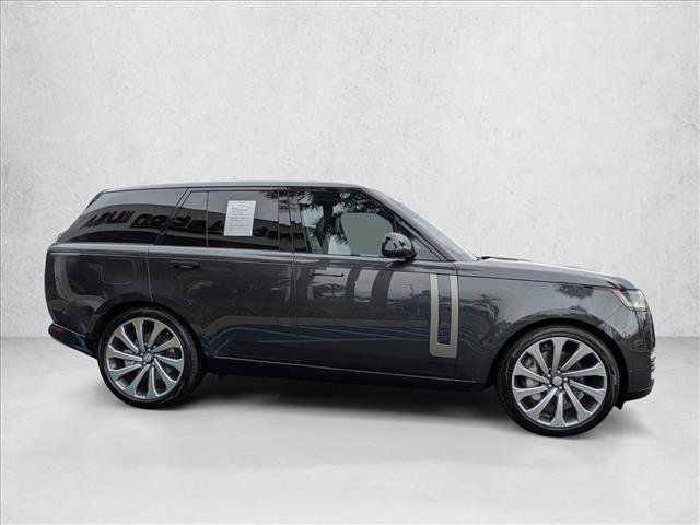 Certified 2023 Land Rover Range Rover SE image 4