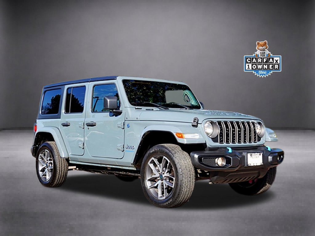Used 2024 Jeep Wrangler Unlimited AWD/4WD image 2