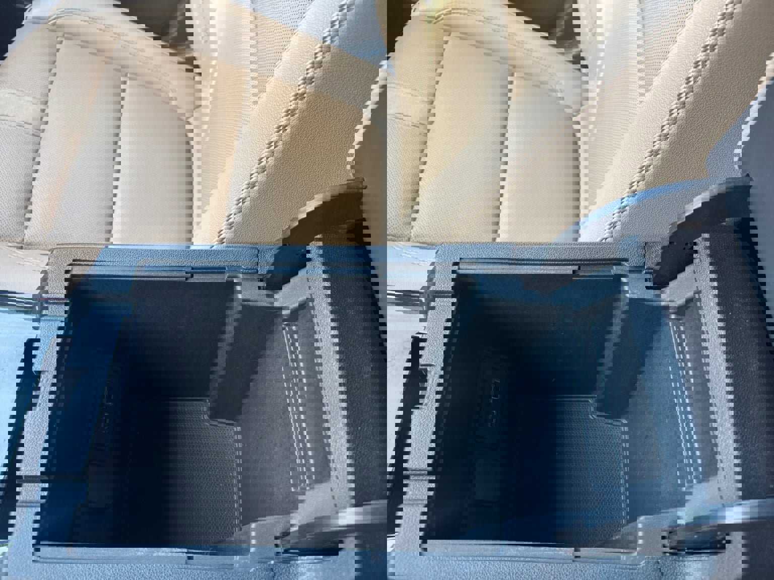 Used 2022 Chevrolet Blazer Premier image 25