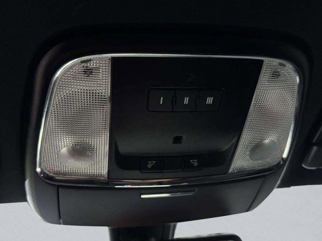 Used 2019 Dodge Charger SRT Hellcat w/ Harman/Kardon Audio Group RWD image 28