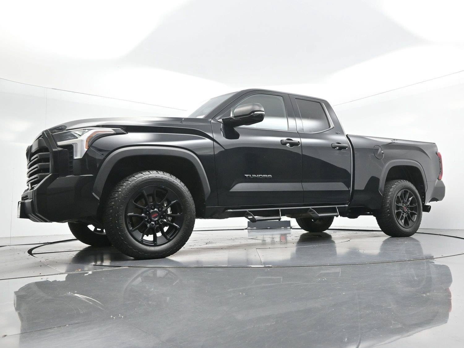 Used 2023 Toyota Tundra SR5 AWD/4WD image 43