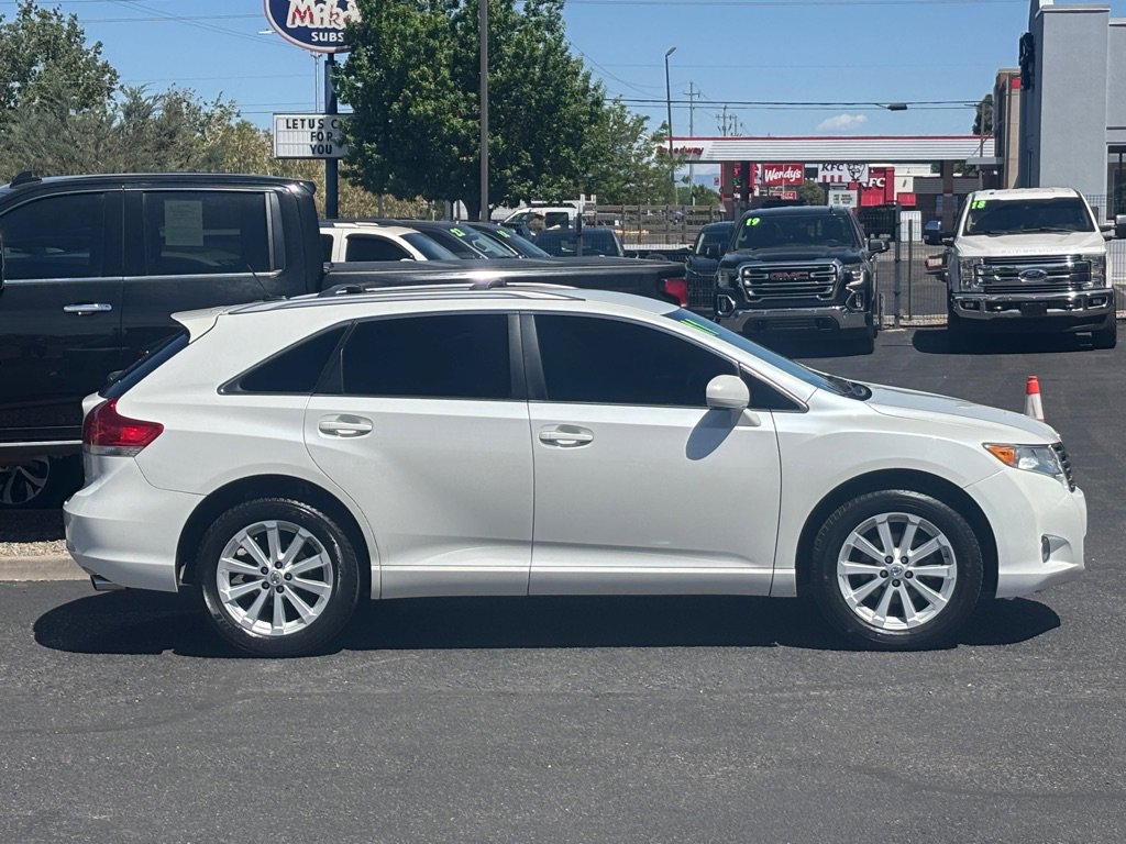Used 2011 Toyota Venza FWD image 3