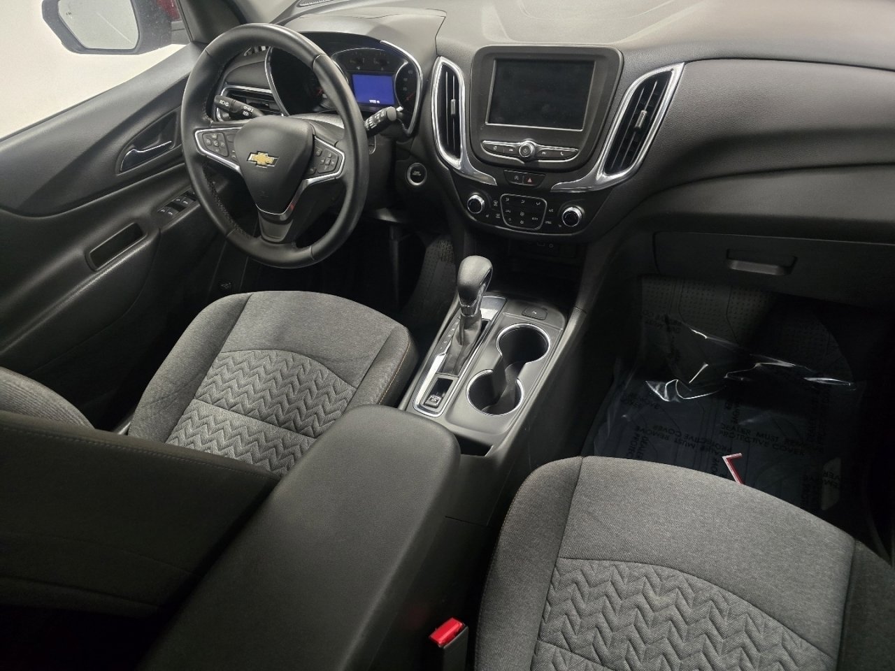Used 2023 Chevrolet Equinox LT image 19