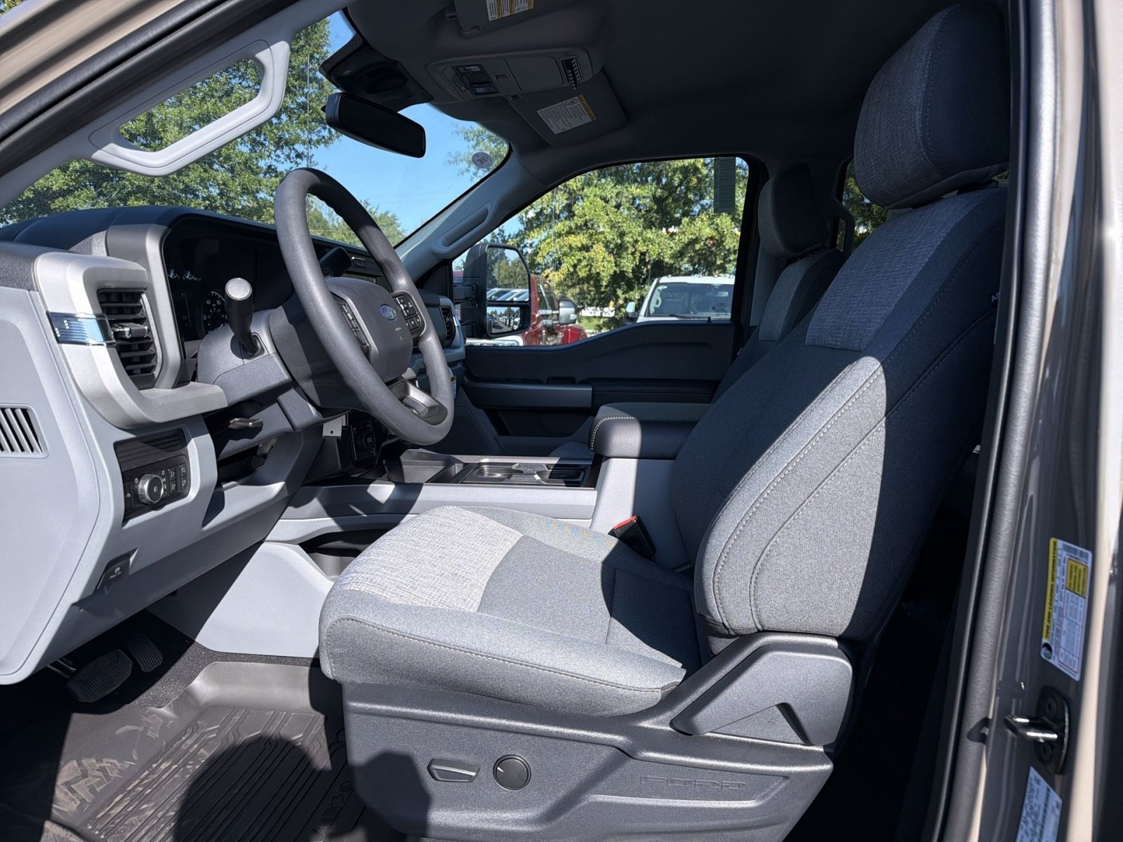 New 2027 Ford F450 XLT w/ 360-Degree Camera Package AWD/4WD image 22