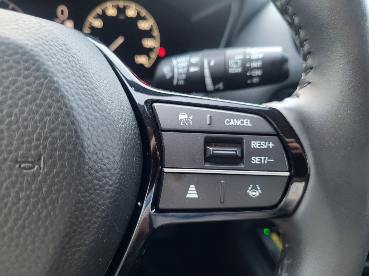 Certified 2024 Honda HR-V EX-L image 18