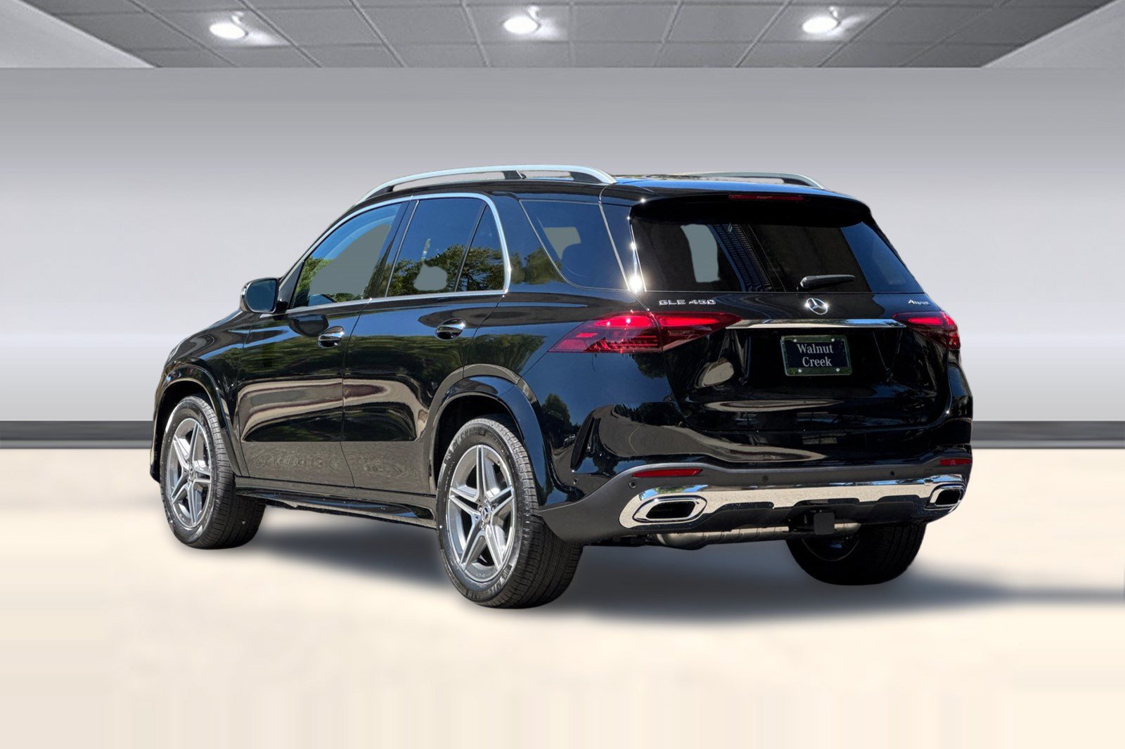 New 2026 Mercedes-Benz GLE 450 4MATIC image 3