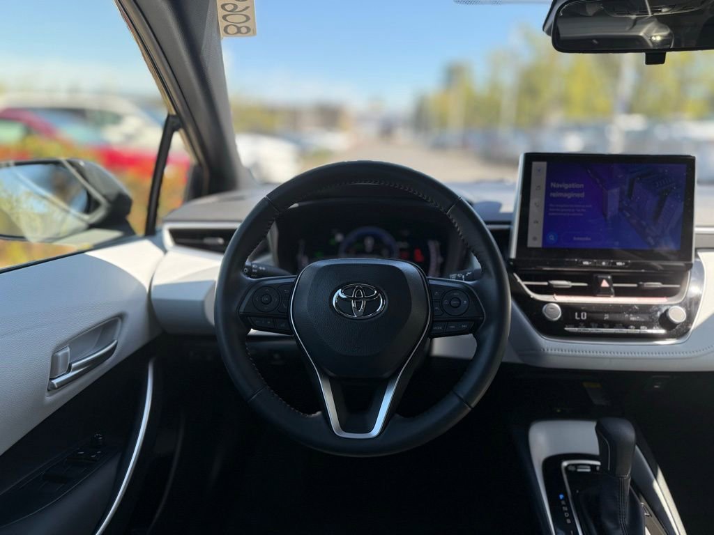 Certified 2025 Toyota Corolla SE w/ SE Premium Package image 24