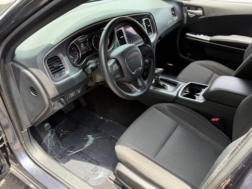 Used 2019 Dodge Charger SXT RWD image 20