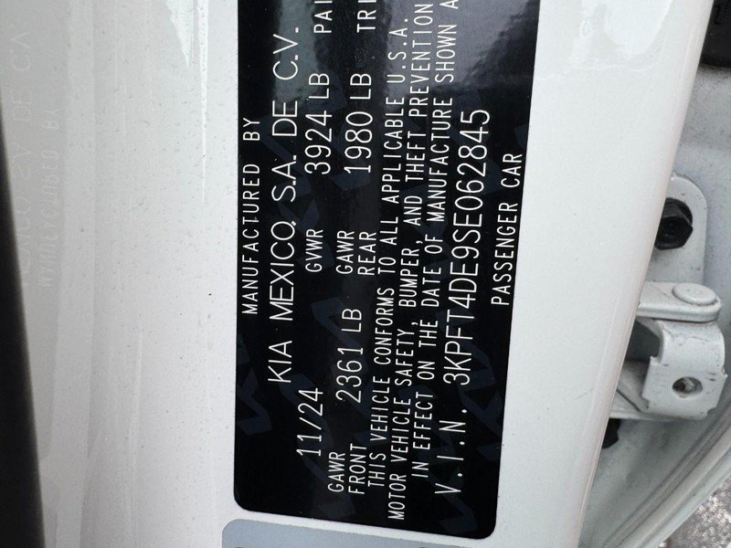 Used 2025 Kia K4 FWD image 23