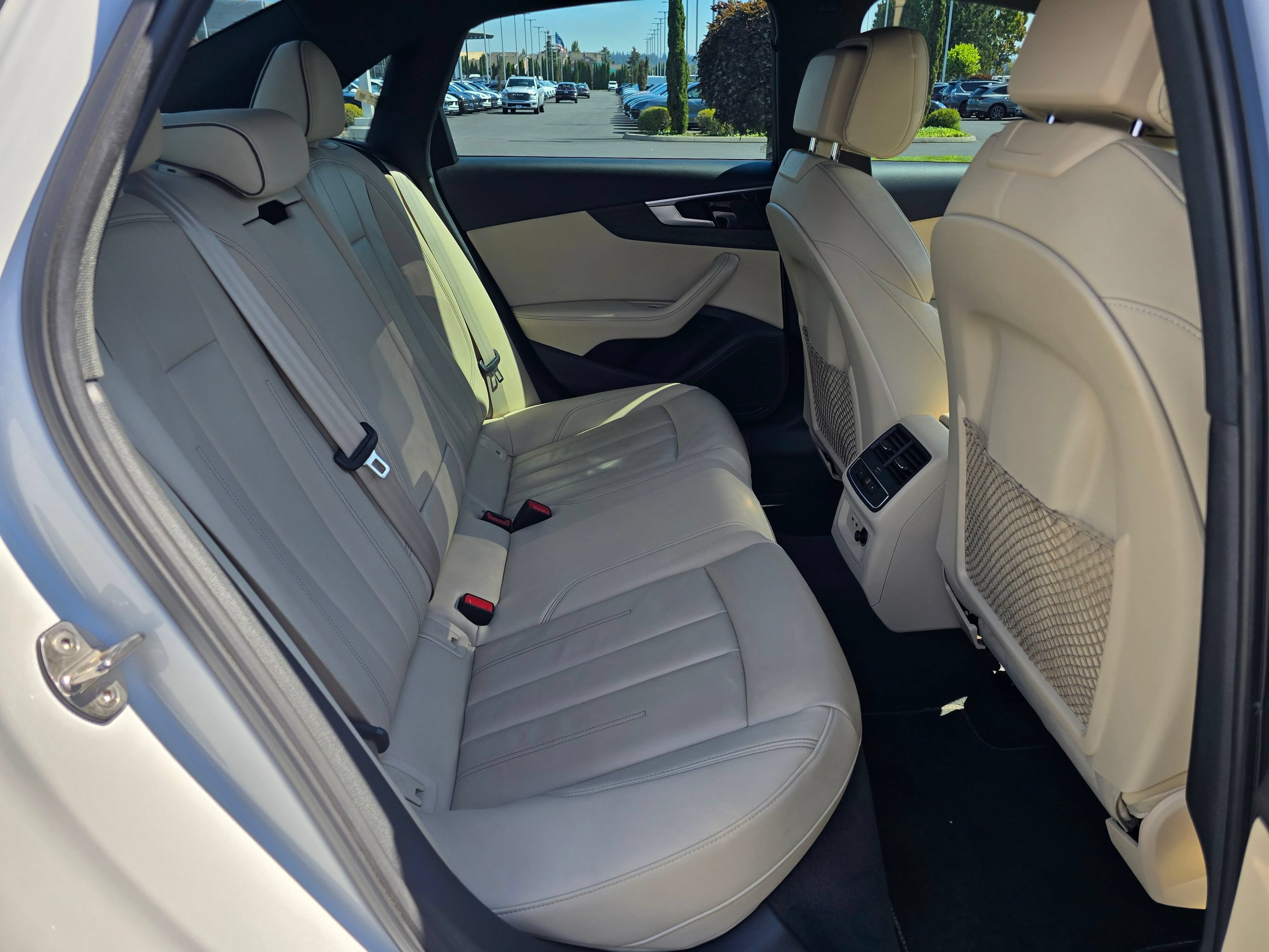 Used 2022 Audi A4 2.0T Premium Plus AWD/4WD image 23