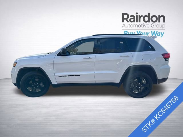 Used 2019 Jeep Grand Cherokee Laredo AWD/4WD image 4