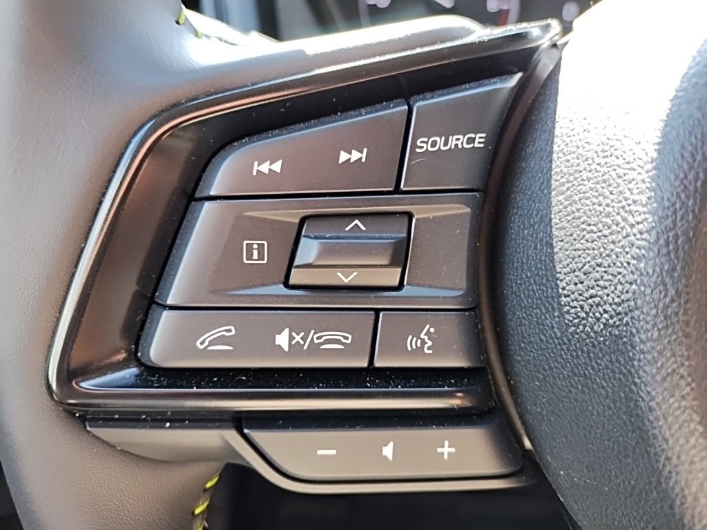 Used 2025 Subaru Ascent Bronze Edition image 31