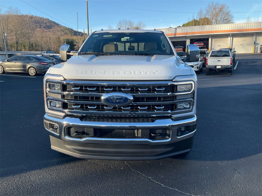 New 2026 Ford F250 Lariat w/ Chrome Package image 2