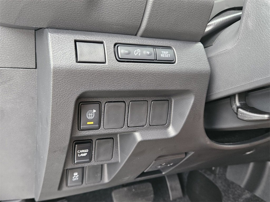 New 2026 Nissan Frontier SV w/ Tow Package image 28