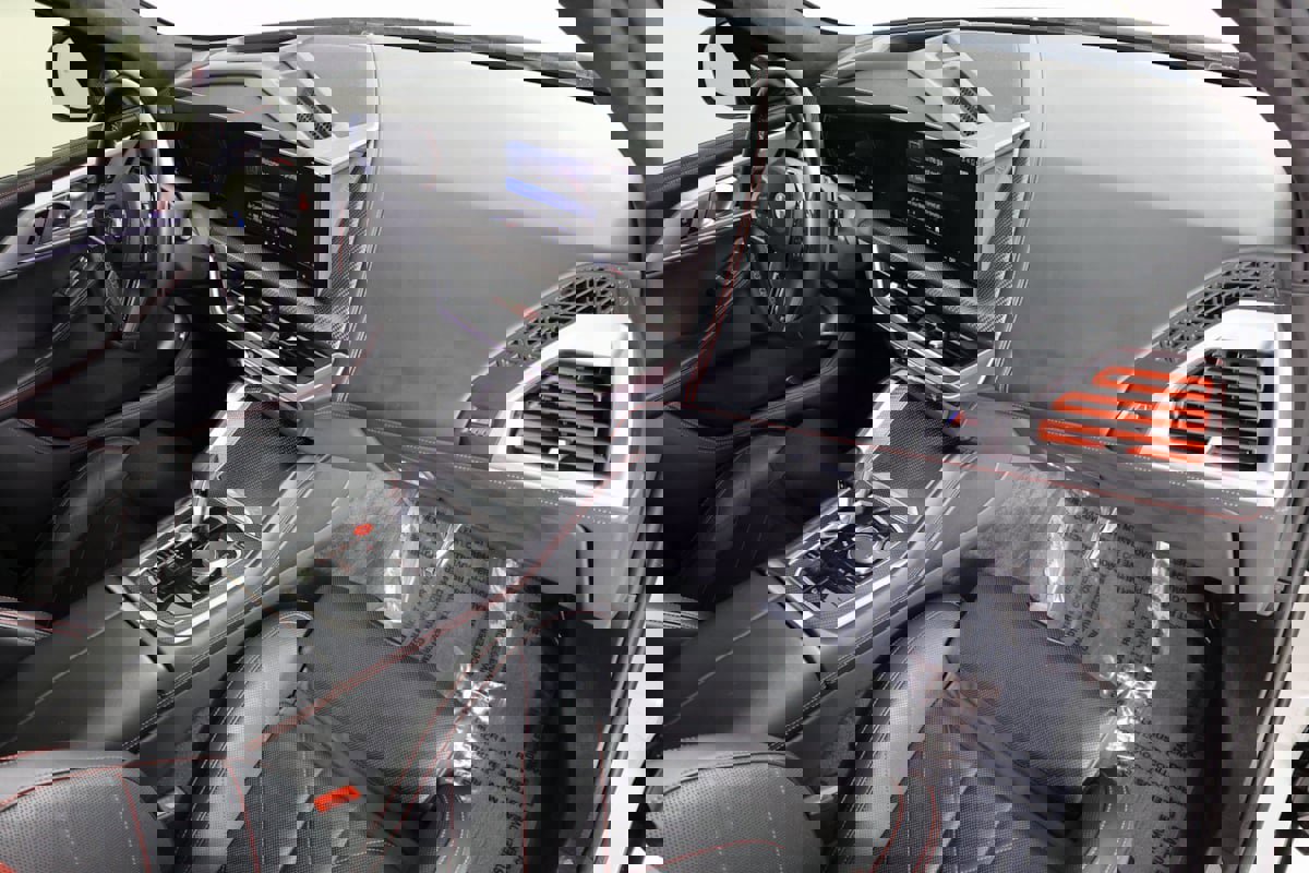 Used 2024 BMW XM Label Red w/ M Driver's Package image 33