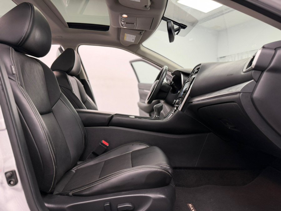 Used 2017 Nissan Maxima 3.5 SL FWD image 36
