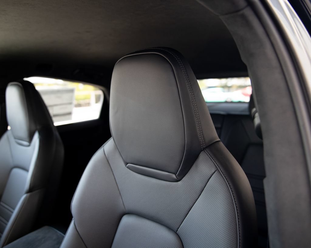 New 2026 Porsche Cayenne Turbo GT AWD/4WD image 17
