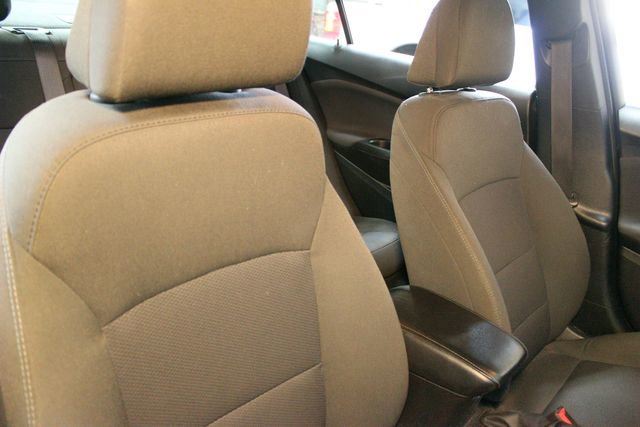 Used 2018 Chevrolet Cruze LT w/ RS Package image 10
