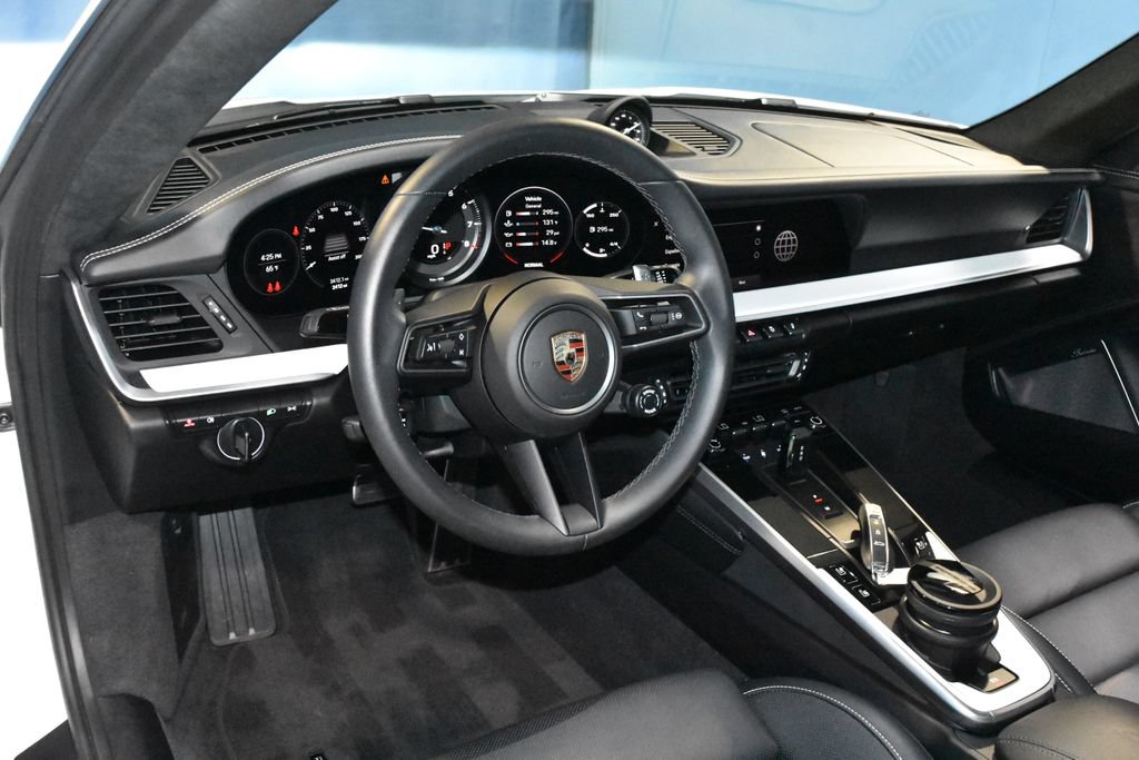 Certified 2024 Porsche 911 Carrera S RWD image 4