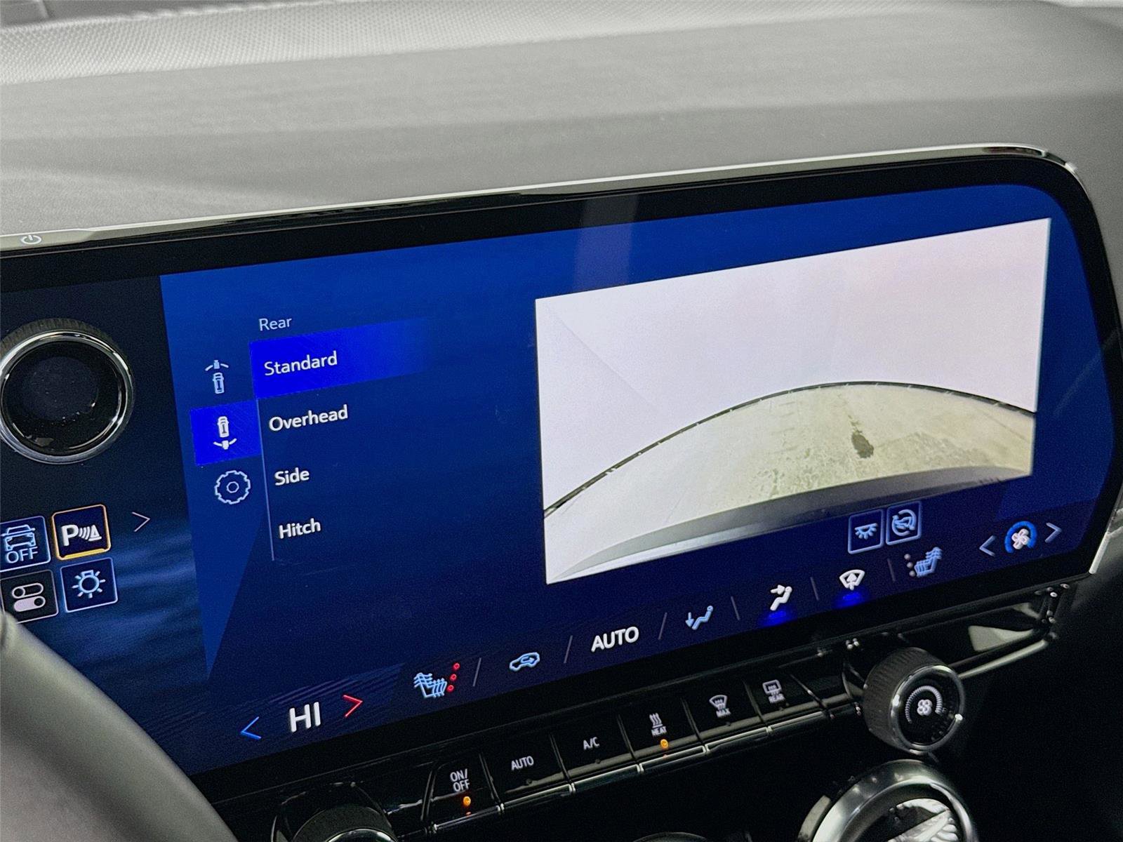 Used 2024 Chevrolet Blazer EV LT image 14