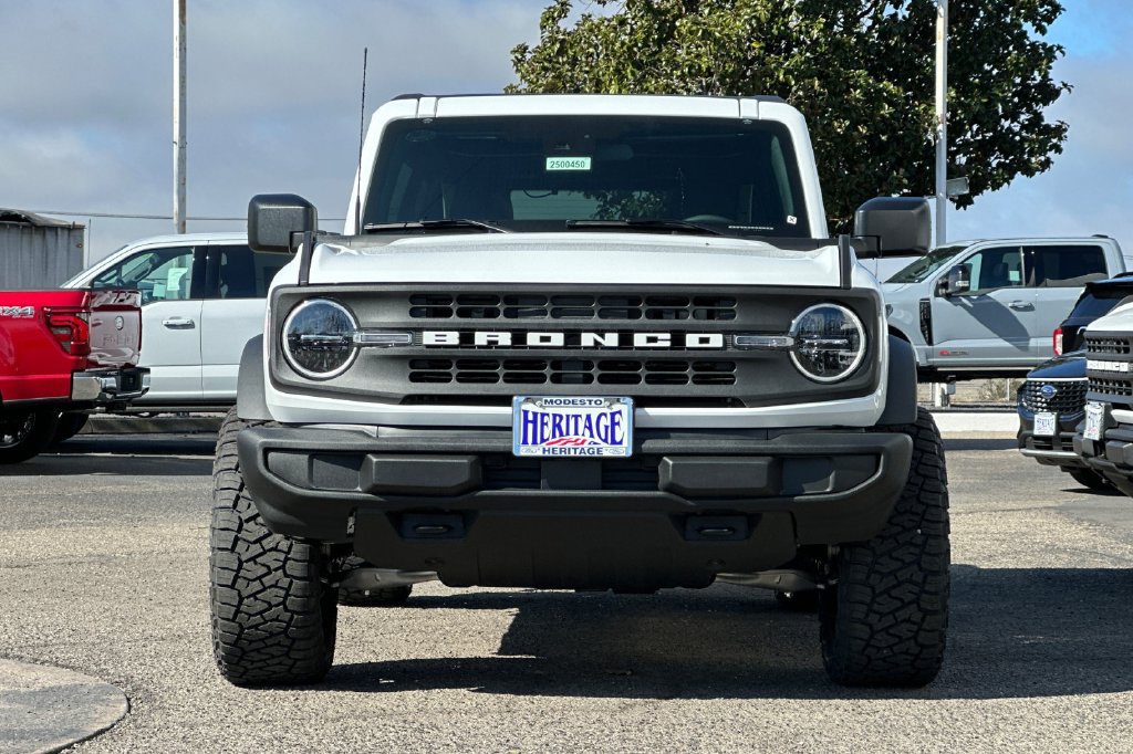 Used 2025 Ford Bronco 4-Door AWD/4WD image 9