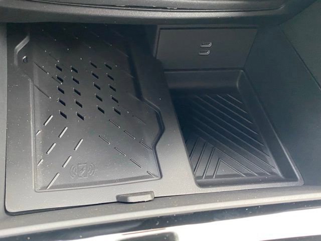 New 2026 Chrysler Pacifica Limited w/ S Appearance Package image 25