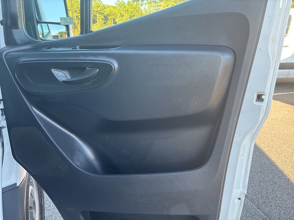 Used 2025 Mercedes-Benz Sprinter 2500 image 20