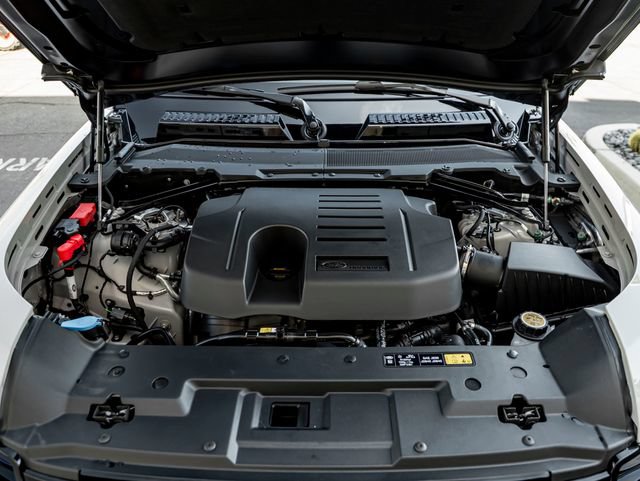 New 2026 Land Rover Defender 110 X AWD/4WD image 37
