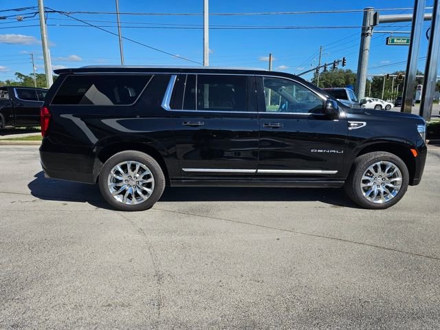 Used 2022 GMC Yukon XL Denali w/ Denali Ultimate Package image 6