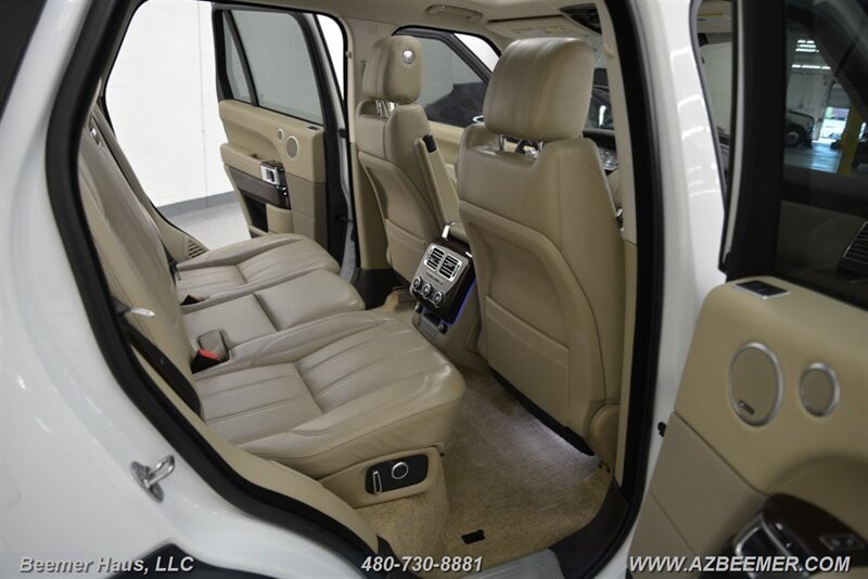 Used 2017 Land Rover Range Rover HSE image 27