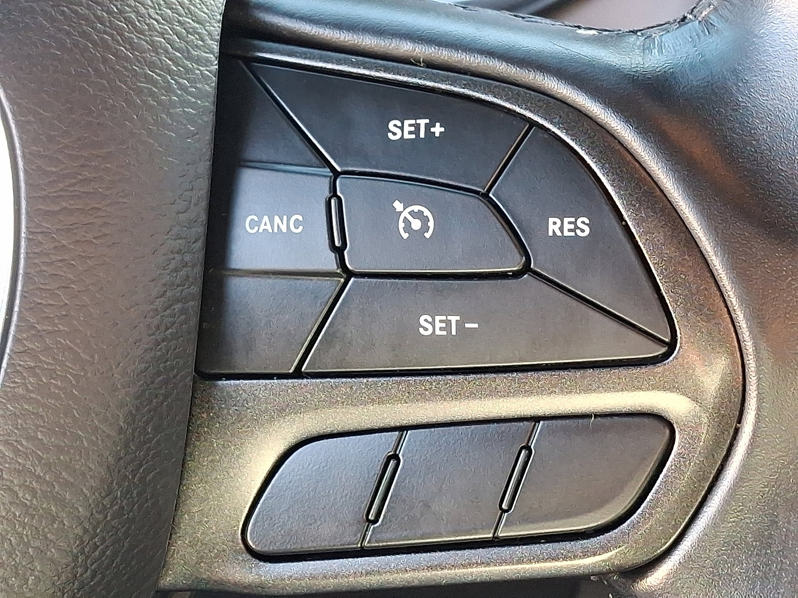 Used 2022 Dodge Charger SXT image 22