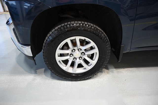Used 2019 Chevrolet Silverado 1500 LT w/ All-Star Edition AWD/4WD image 27