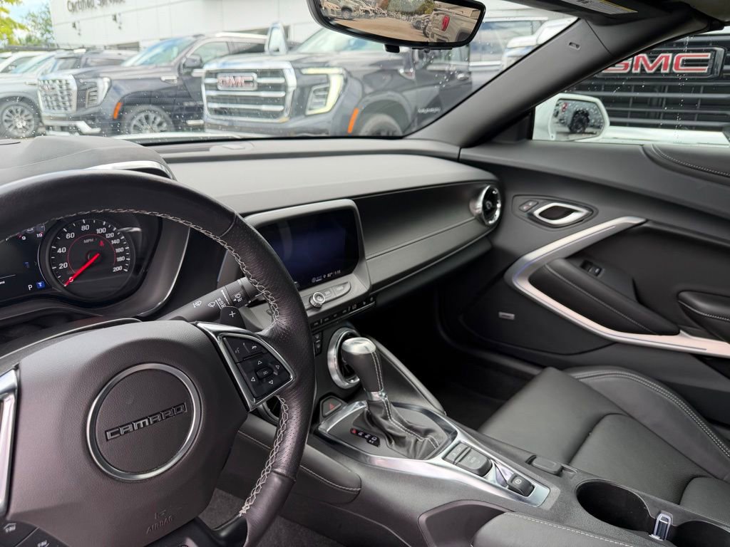 Used 2023 Chevrolet Camaro SS RWD image 10