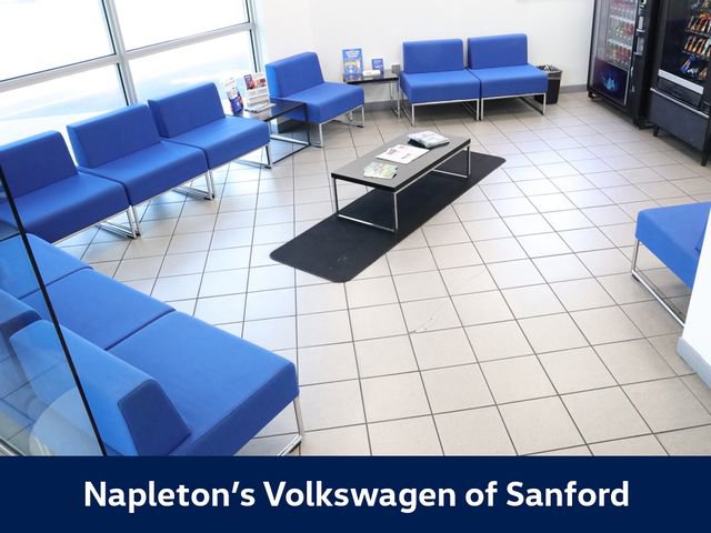 Used 2023 Chevrolet Camaro LT image 27