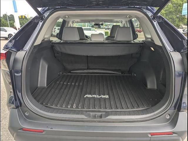 Used 2023 Toyota RAV4 XLE Premium image 80