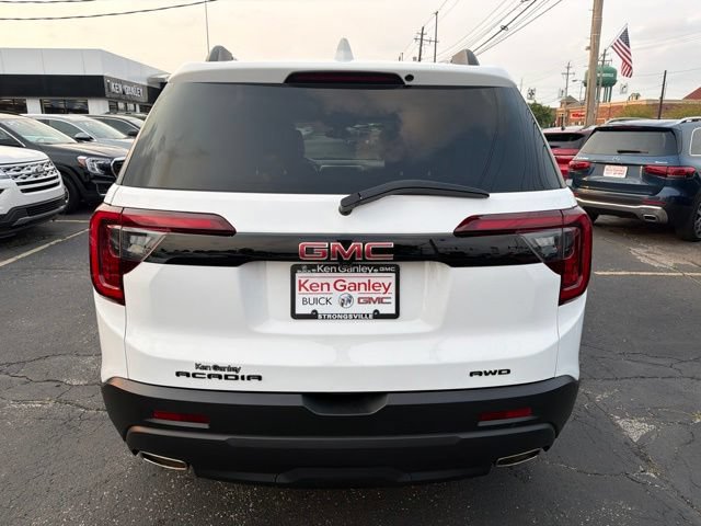 Certified 2023 GMC Acadia SLT w/ Elevation Edition AWD/4WD image 5