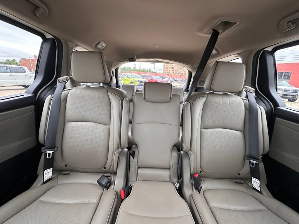 Used 2024 Honda Odyssey Elite image 17
