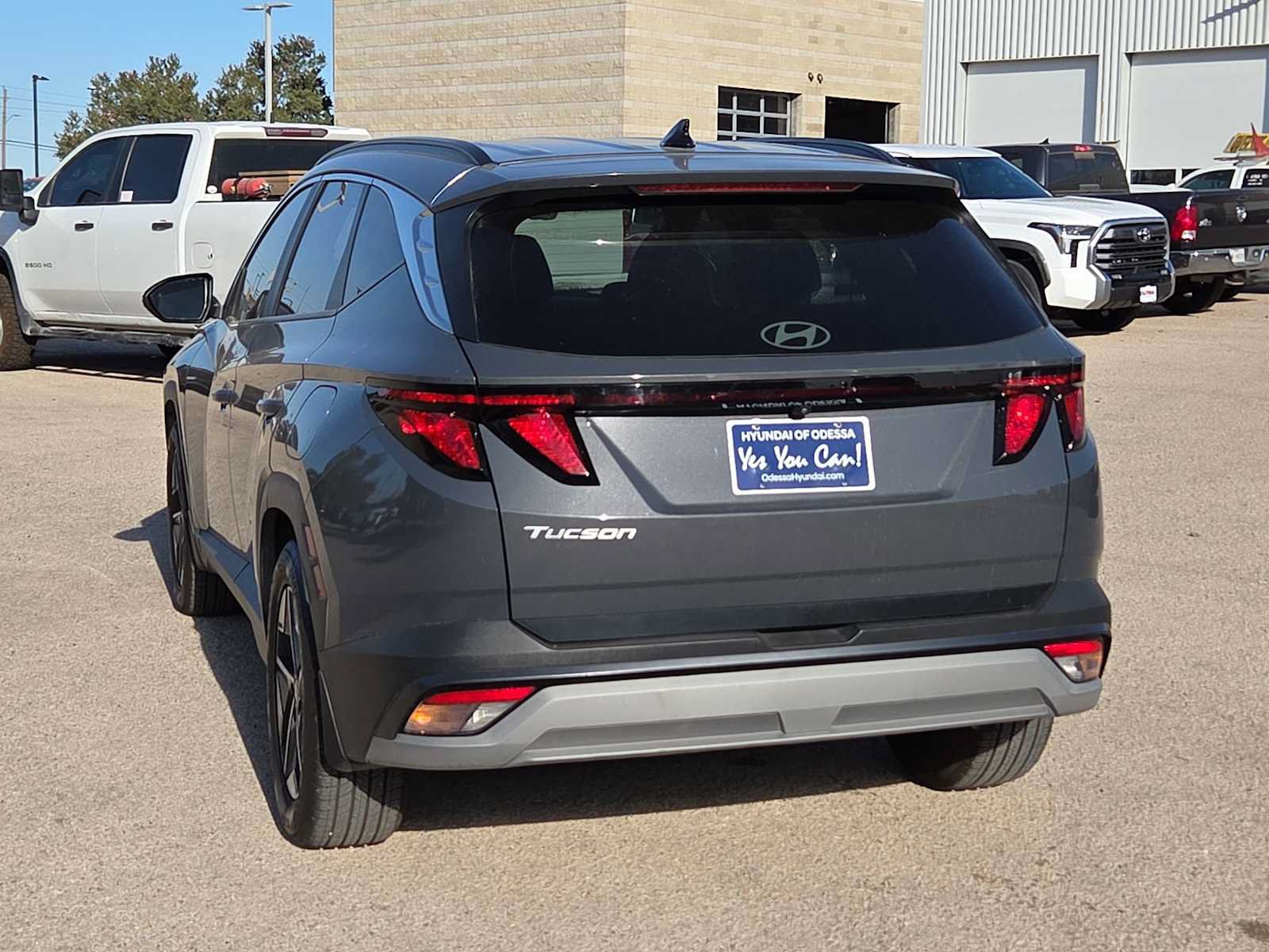 Used 2025 Hyundai Tucson SEL FWD image 7