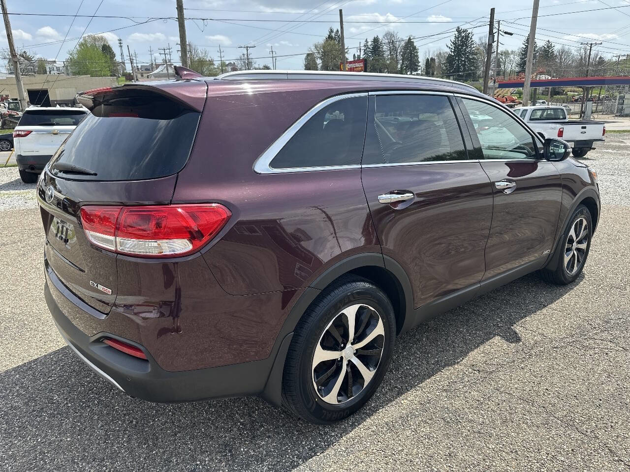 Used 2018 Kia Sorento EX image 3
