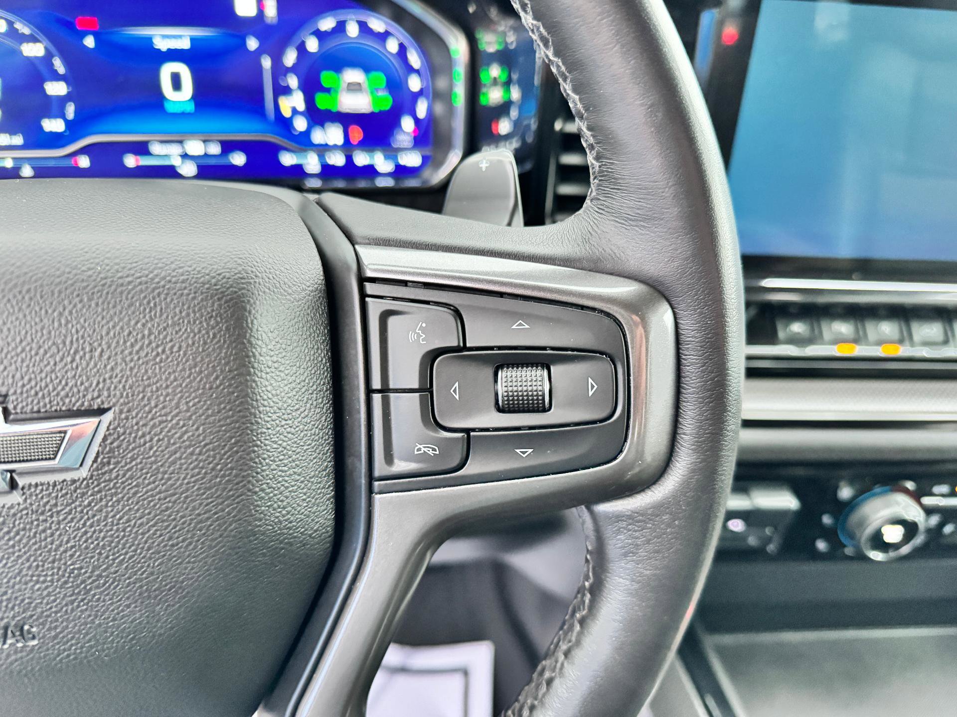 Used 2022 Chevrolet Silverado 1500 ZR2 w/ Technology Package image 23