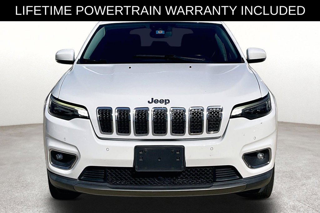 Used 2019 Jeep Cherokee Limited w/ Luxury Group AWD/4WD image 4