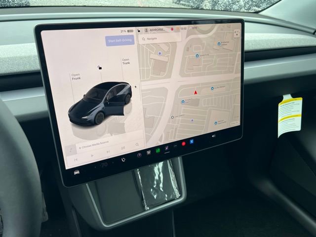 Used 2026 Tesla Model Y 2WD image 22