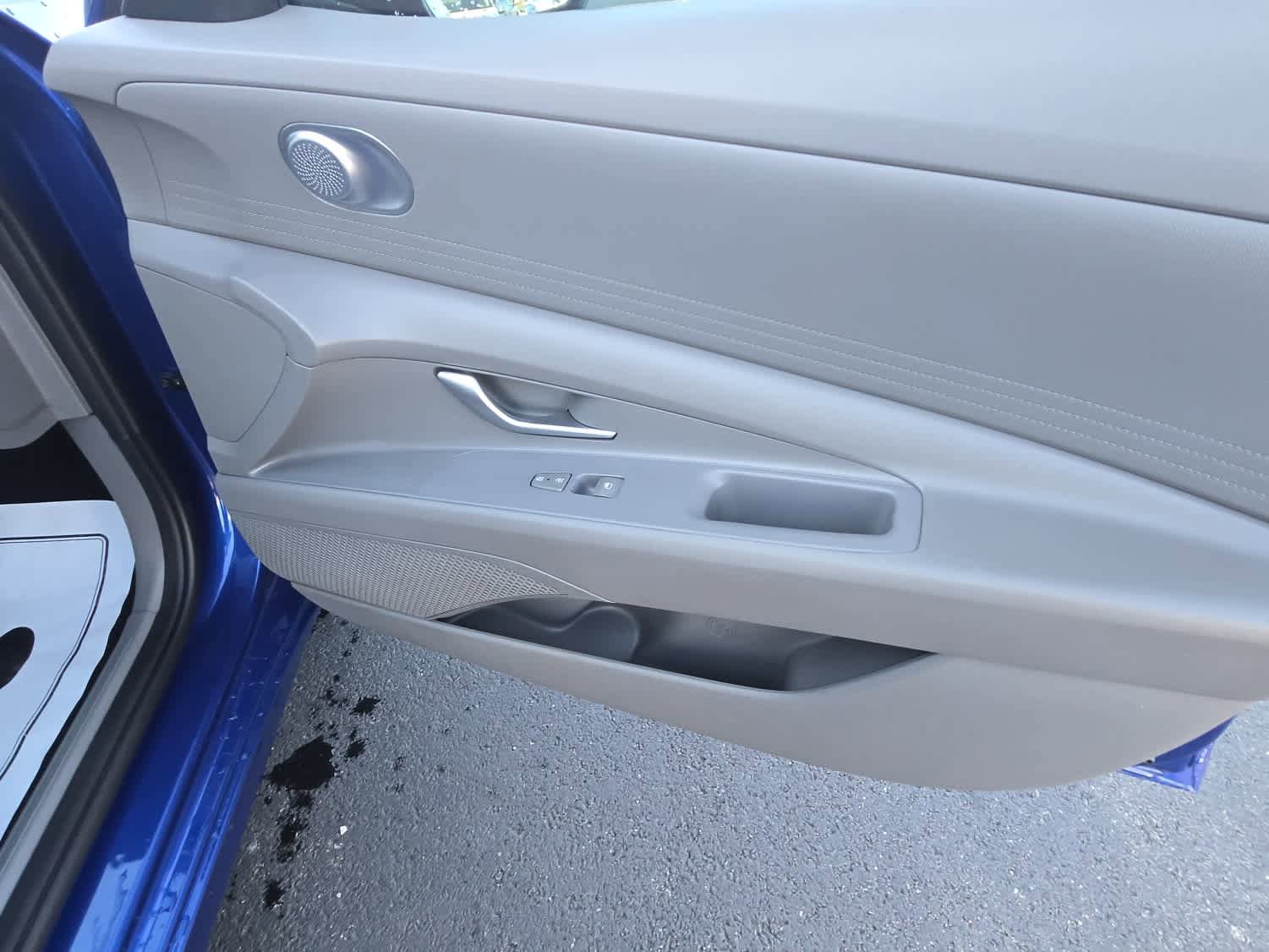 Used 2022 Hyundai Elantra SEL FWD image 59