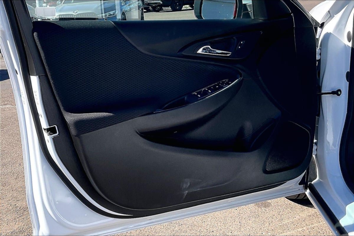 Used 2024 Chevrolet Malibu LT FWD image 21